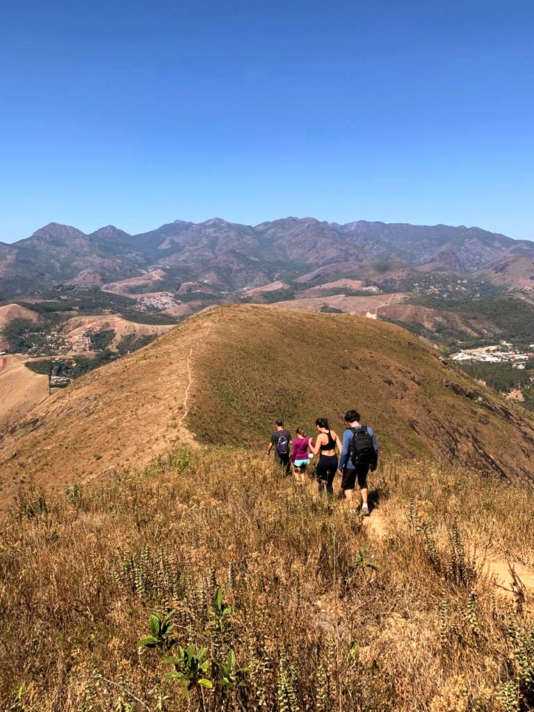 trilha na Pedra de Itaipava